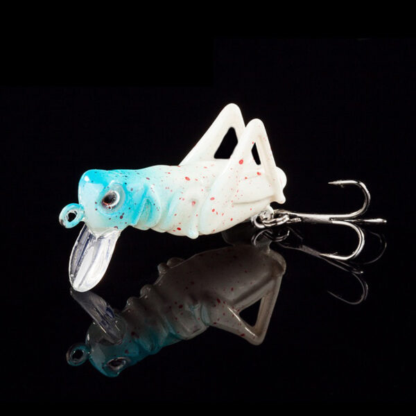 Grasshopper insect Fishing Lures hard bait Lifelike Artificial bait Bass Swimbait 2